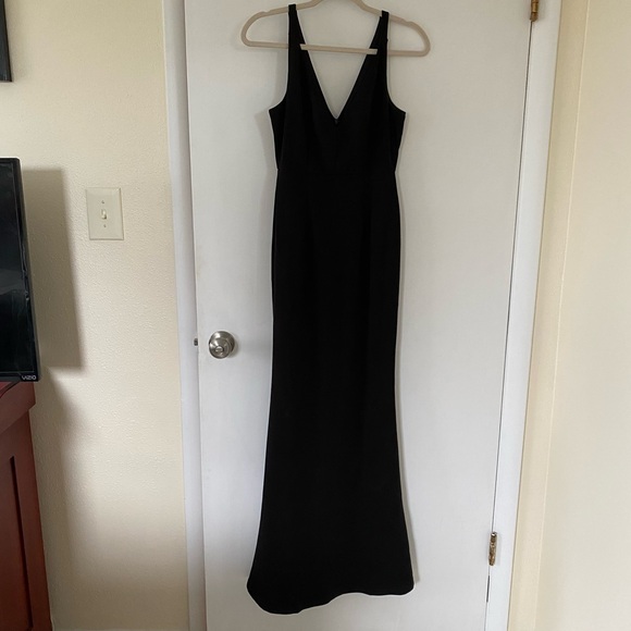 Lulu's Classic Black Formal Dress with Mermaid Hem - Picture 2 of 6